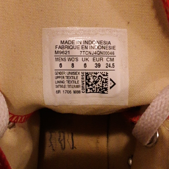 Converse - Picture 4 of 4